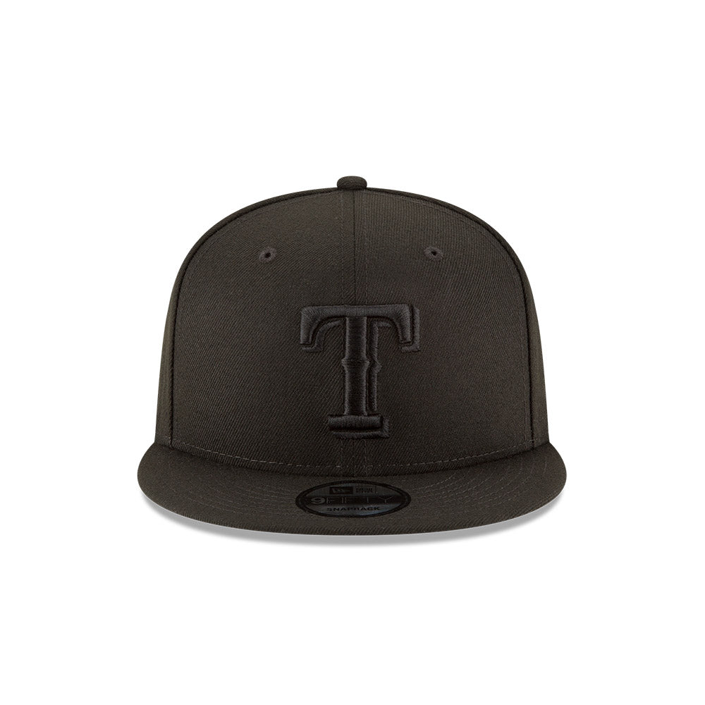 Texas Rangers Black on Black New Era 9FIFTY Snapback Hat product image 2, provided for visual reference and product detail