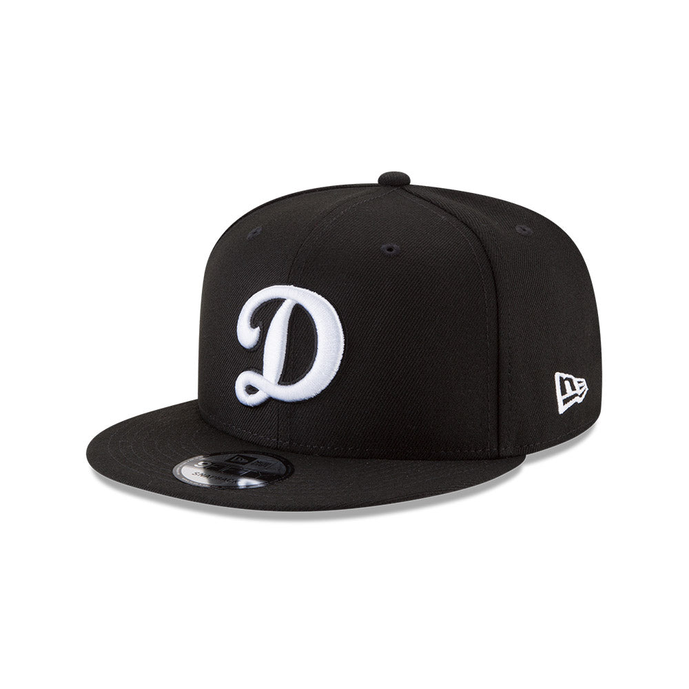 Los Angeles Dodgers New Era Black/White “D” 9FIFTY Snapback Hat product image 1, provided for visual reference and product