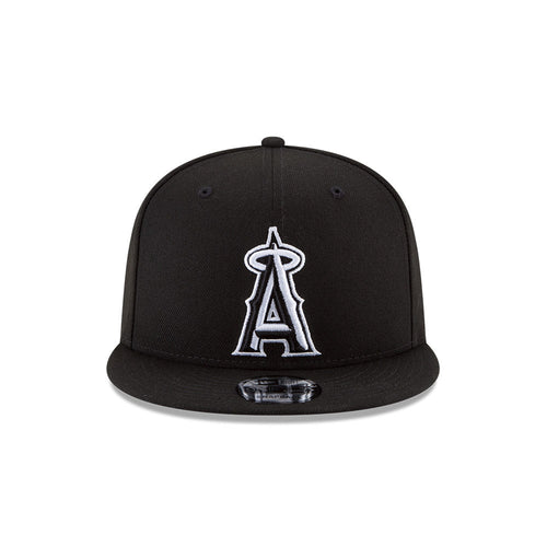 Anaheim Angels New Era Black/White 9FIFTY Snapback Hat product image 2, provided for visual reference and product detail