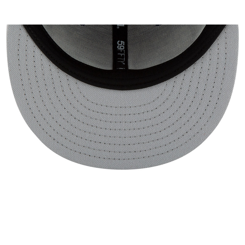 Chicago White Sox New Era Pitch Black 59FIFTY Fitted Hat product image 7, provided for visual reference and product detail