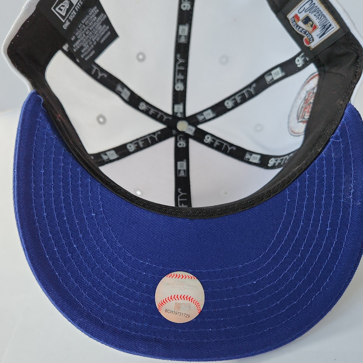 Montreal Expos MLB New Era Men White 9Fifty 35th Anniversary Cooperstown Snapback product image 7, provided for visual