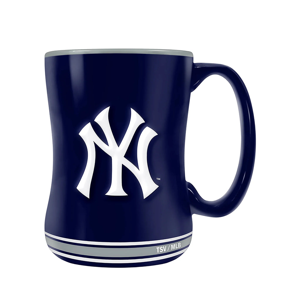New York Yankees MLB Inglasco 14oz Team Crest Sculpted Mug product image 1, provided for visual reference and product detail