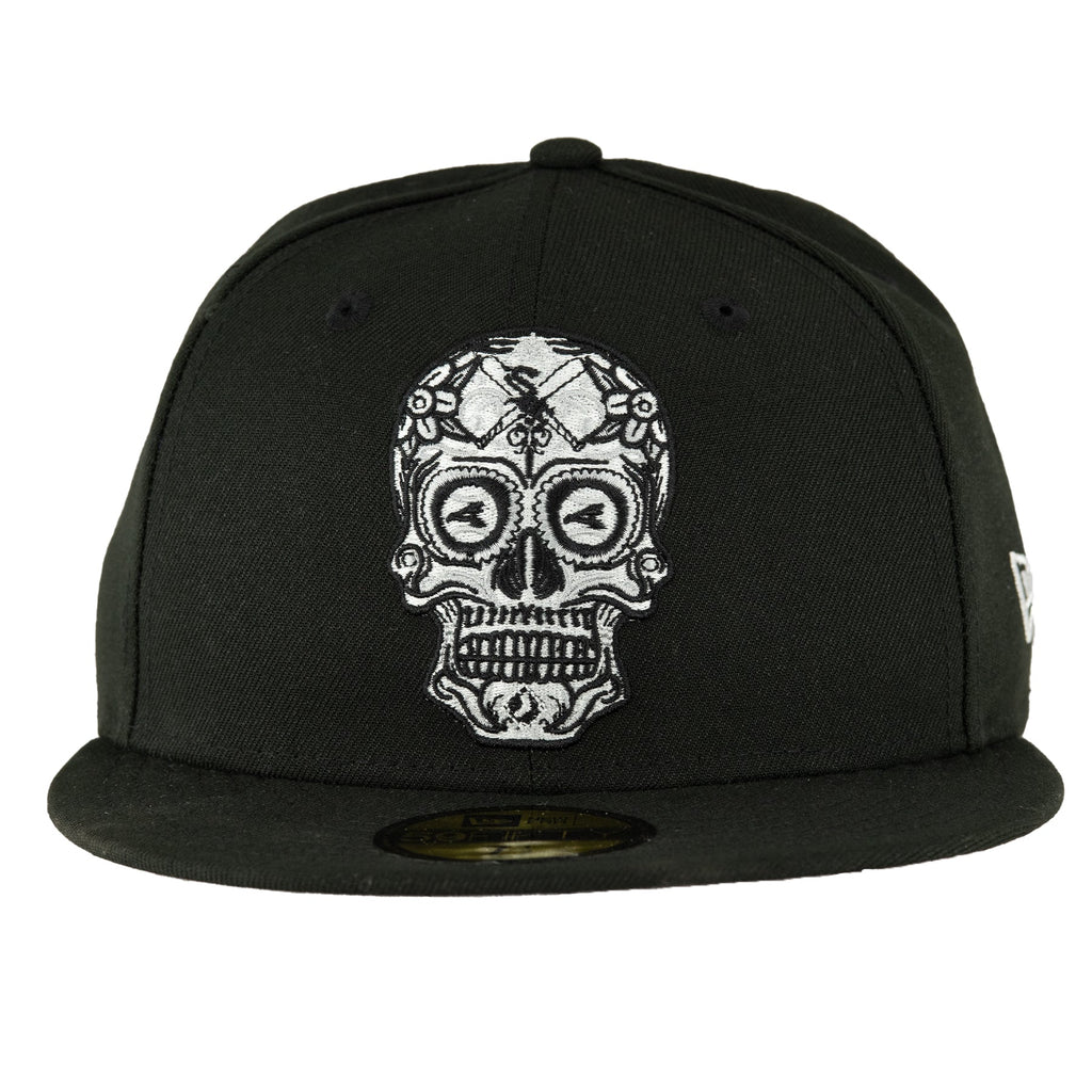 Chicago White Sox Black Sugar Skull New Era 59FIFTY Fitted Hat product image 2, provided for visual reference and product