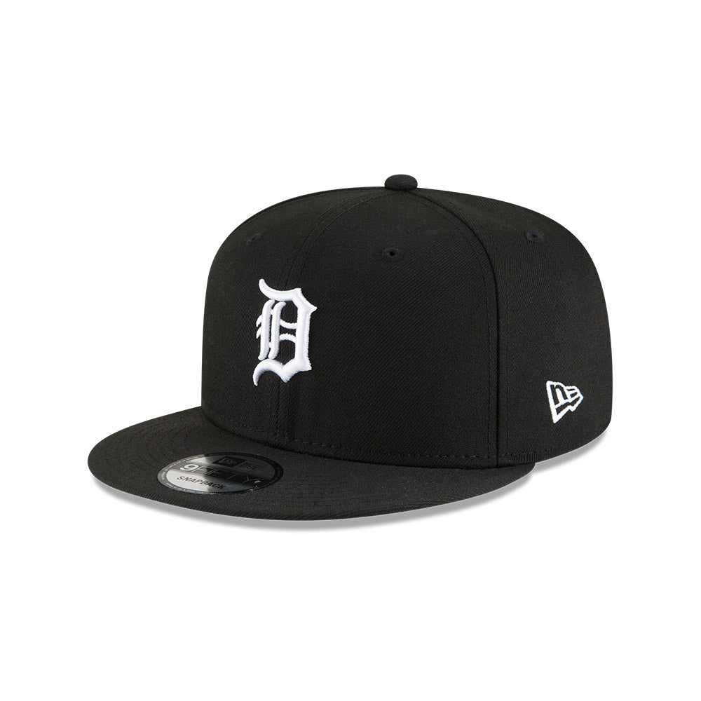 Detroit Tigers New Era 9FIFTY Black Snapback Hat product image 1, provided for visual reference and product detail review