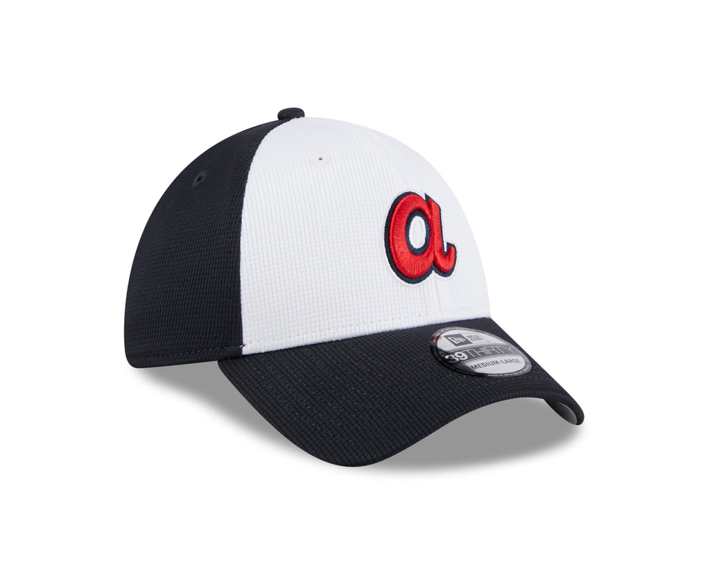 Atlanta Braves MLB New Era Men White/Royal Blue 39Thirty 2024 Batting Practice Stretch Fit Hat product image 3, provided for