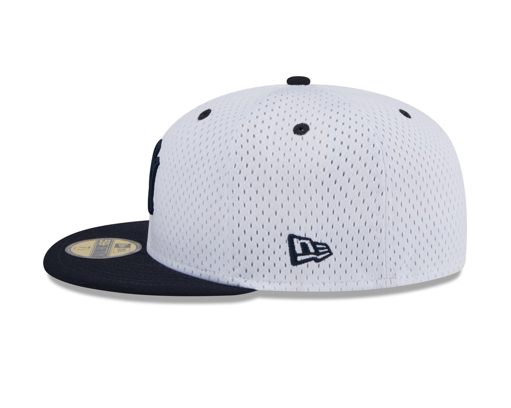 New York Yankees MLB New Era Men White 59Fifty Throwback Mesh Fitted Hat product image 5, provided for visual reference and