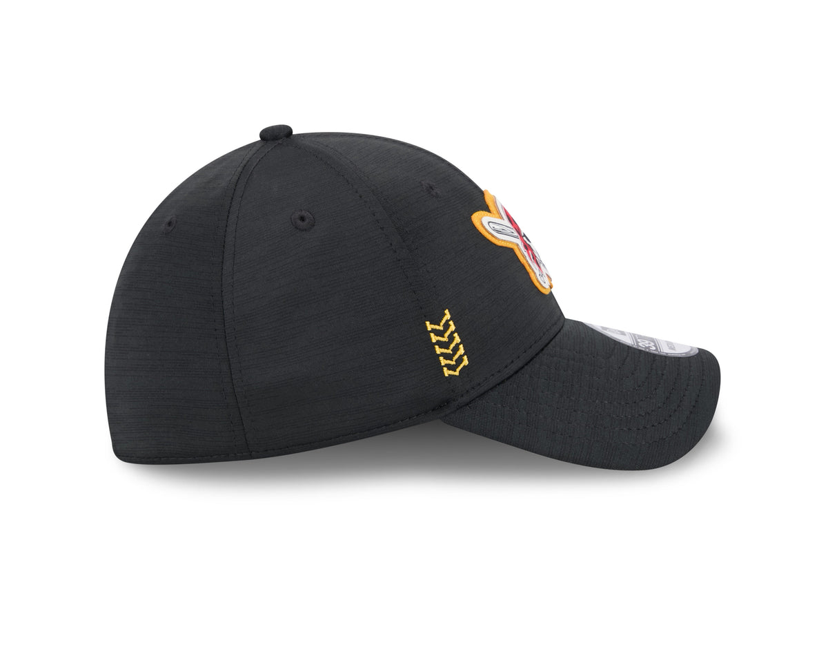 Pittsburgh Pirates MLB New Era Men Black 39Thirty 2024 Clubhouse Stretch Fit Hat product image 6, provided for visual