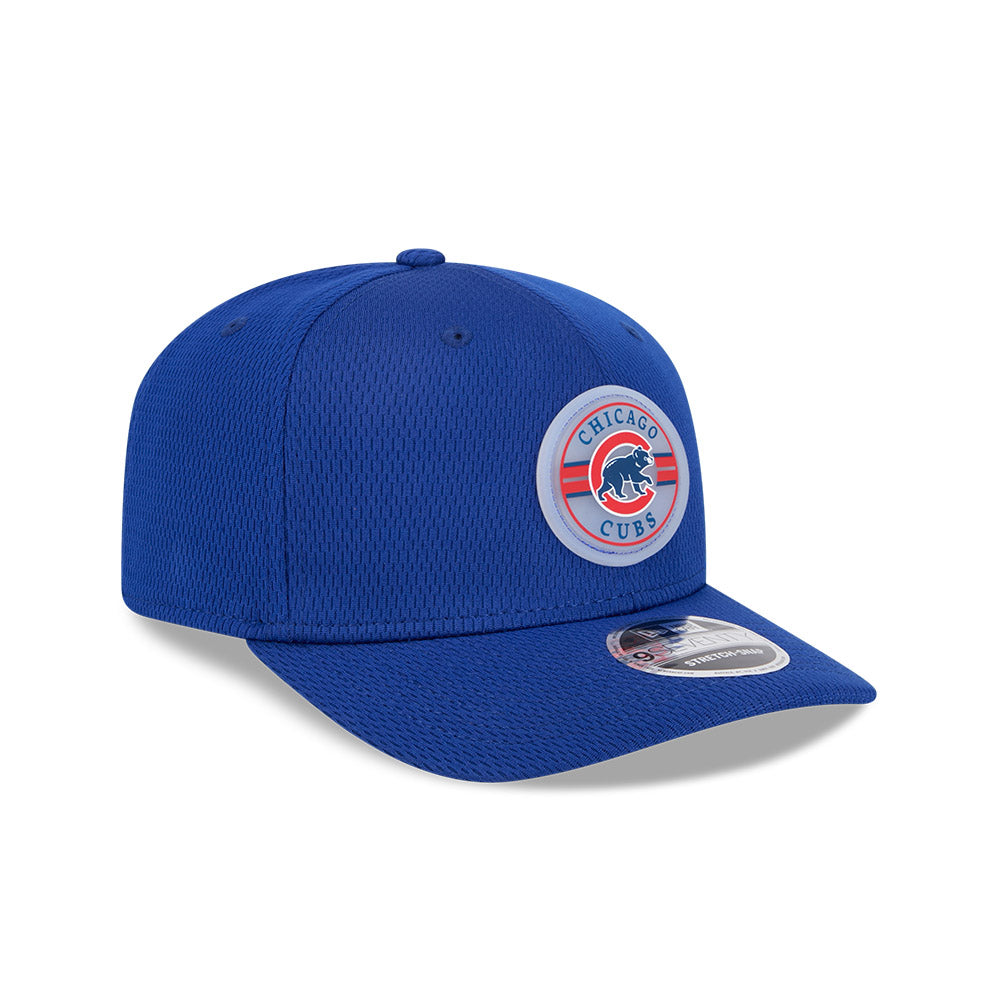Chicago Cubs New Era 9SEVENTY Patched Stretch Snapback Hat product image 1, provided for visual reference and product detail