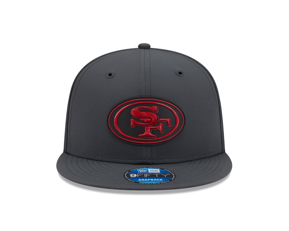 San Francisco 49ers NFL New Era Men Charcoal 9Fifty 2026 Sideline Cold Weather Snapback product image 7, provided for visual