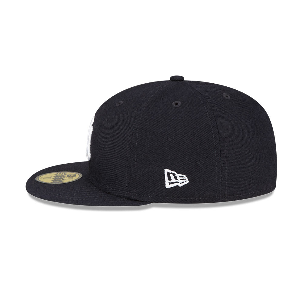 New York Yankees New Era Navy 59FIFTY Fitted Hat product image 5, provided for visual reference and product detail review