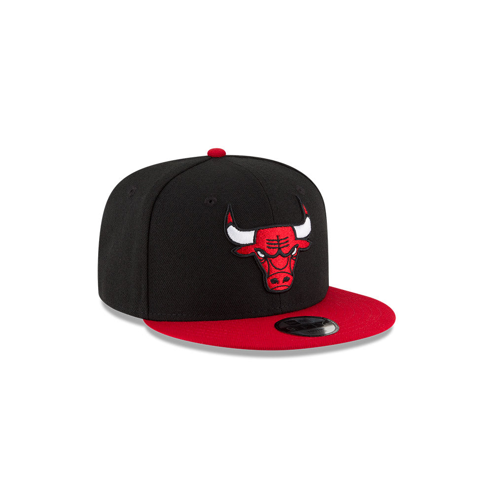 Chicago Bulls Youth Black/Red Snapback Hat product image 2, provided for visual reference and product detail review