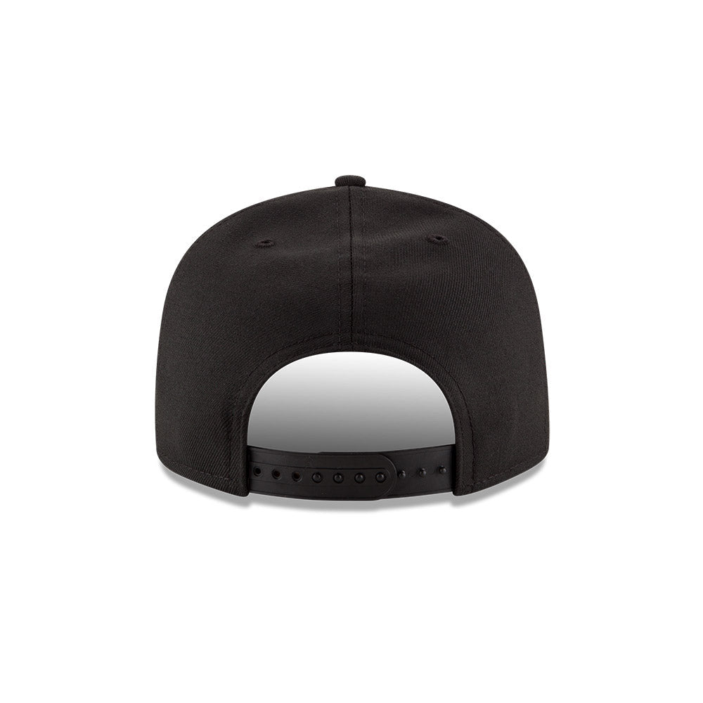 Chicago Bears New Era Black/White 9FIFTY Snapback Hat product image 4, provided for visual reference and product detail