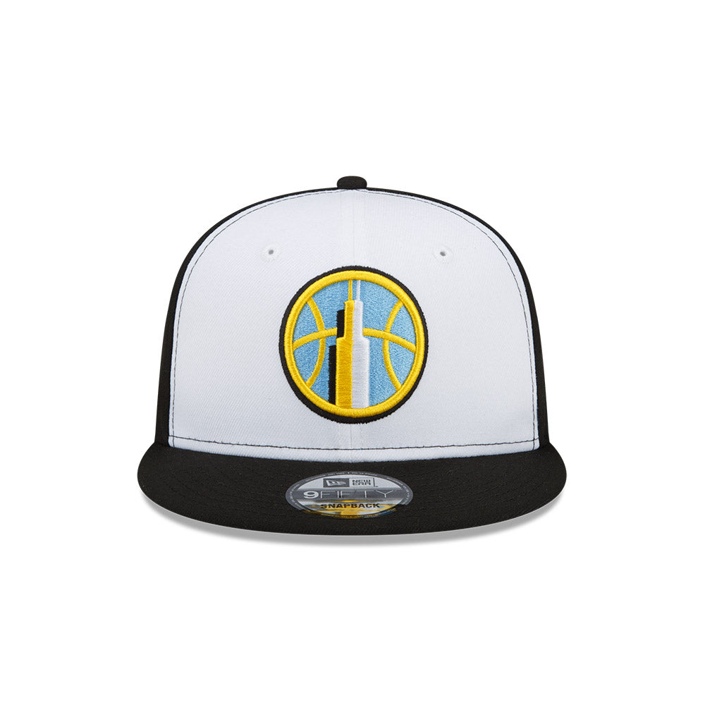 Chicago Sky White Black Snapback product image 3, provided for visual reference and product detail review