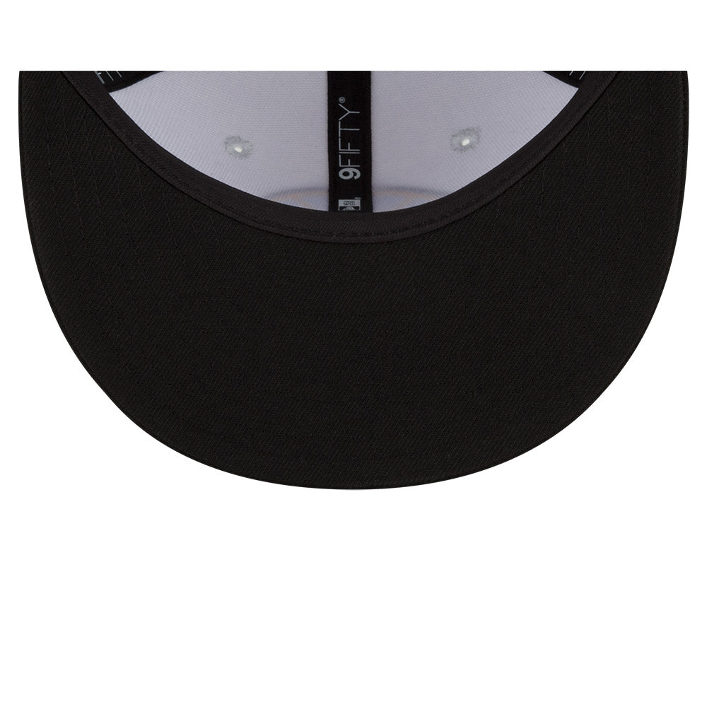 Chicago Sky White Black Snapback product image 7, provided for visual reference and product detail review