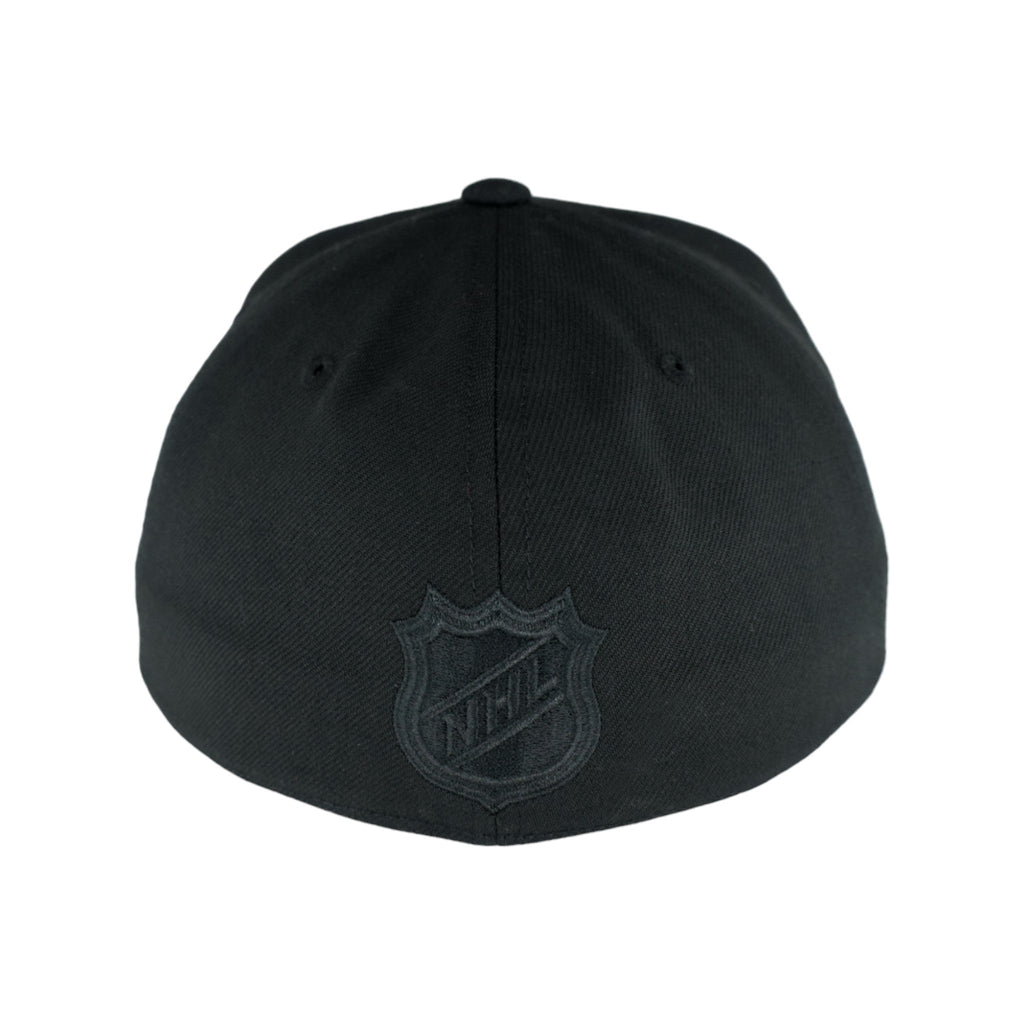 Chicago Blackhawks Blackout Feathers Liberty Mitchell & Ness Fitted Hat product image 6, provided for visual reference and