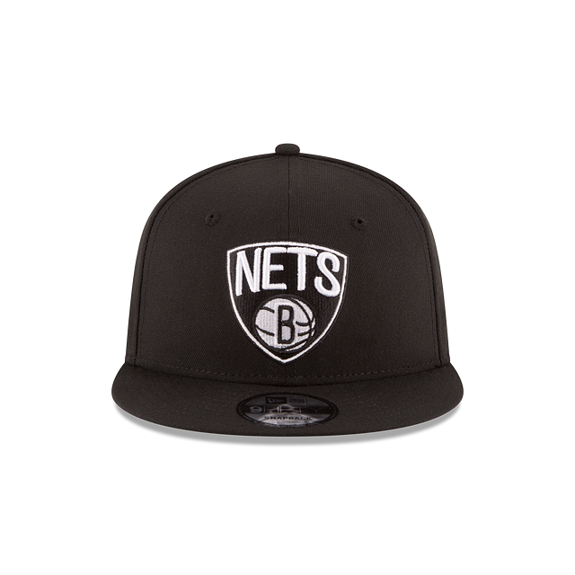 Brooklyn Nets NBA New Era Men Black/White 9Fifty Basic Snapback product image 4, provided for visual reference and product