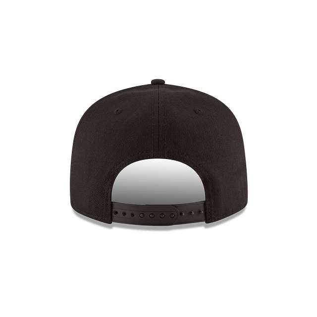 Brooklyn Nets NBA New Era Men Black/White 9Fifty Basic Snapback product image 2, provided for visual reference and product
