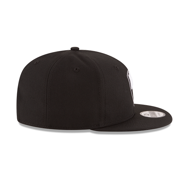 Brooklyn Nets NBA New Era Men Black/White 9Fifty Basic Snapback product image 6, provided for visual reference and product