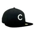 Chicago Cubs Black/White C New Era 59FIFTY Fitted Hat product image 1, provided for visual reference and product detail