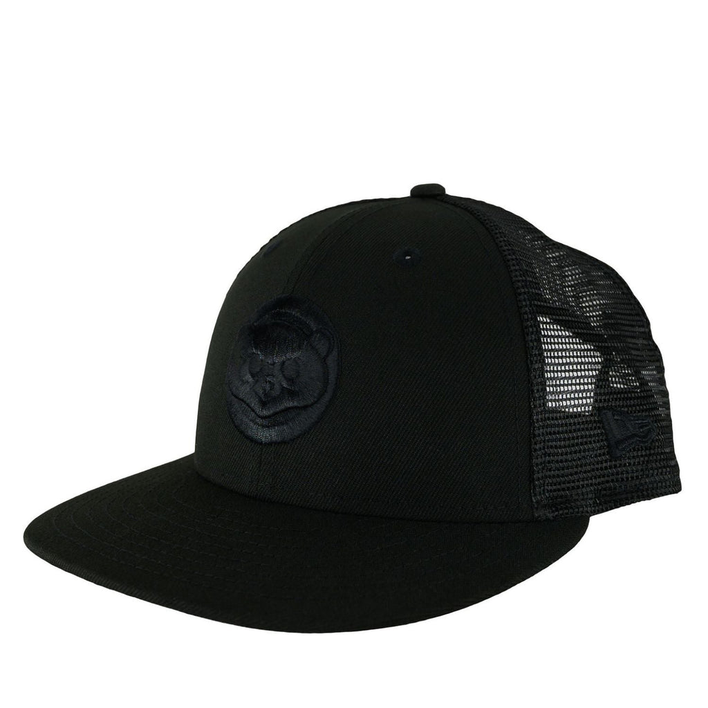 Chicago Cubs Black '84 New Era 9FIFTY Low Profile Mesh Back Hat product image 1, provided for visual reference and product