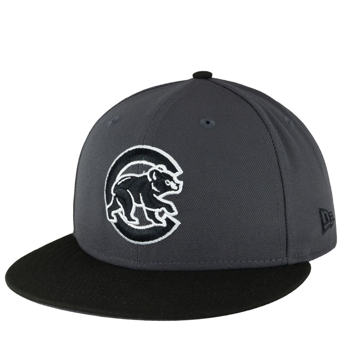 Chicago Cubs Graphite/Black New Era 9FIFTY Snapback Hat product image 1, provided for visual reference and product detail