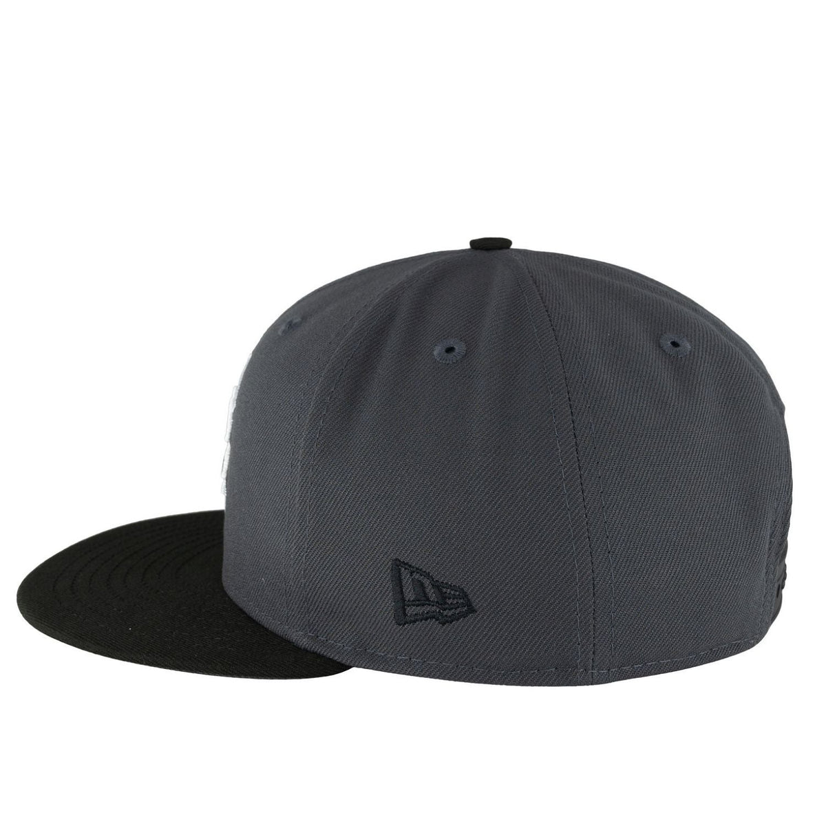 Chicago Cubs Graphite/Black New Era 9FIFTY Snapback Hat product image 5, provided for visual reference and product detail