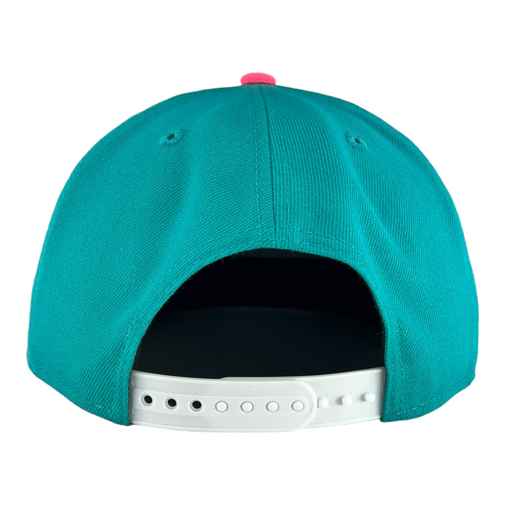 Chicago Cubs Teal/Pink New Era Low Profile 9FIFTY Snapback Hat product image 6, provided for visual reference and product