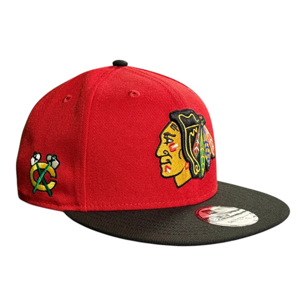 Chicago Blackhawks Red/Black Two Toned New Era 9FIFTY Snapback Hat product image 1, provided for visual reference and