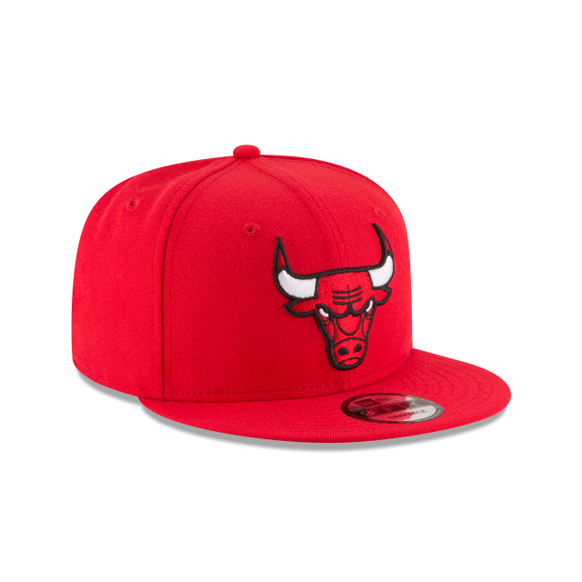 Chicago Bulls NBA New Era Men Red 9Fifty Basic Snapback product image 3, provided for visual reference and product detail