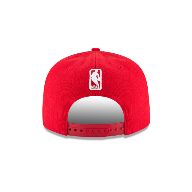 Chicago Bulls NBA New Era Men Red 9Fifty Basic Snapback product image 2, provided for visual reference and product detail