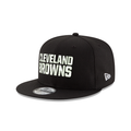 Cleveland Browns NFL New Era Men Black White 9Fifty Basic Snapback product image 1, provided for visual reference and