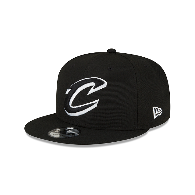 Cleveland Cavaliers NBA New Era Men Black/White 9Fifty Basic Snapback product image 1, provided for visual reference and