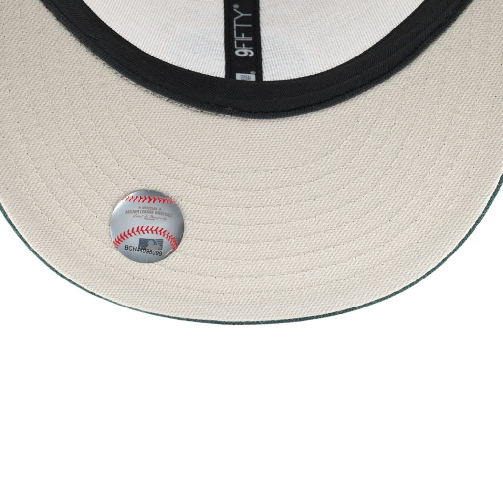 Chicago Cubs Stone/Green Scoreboard Clock New Era 9FIFTY Snapback Hat product image 7, provided for visual reference and