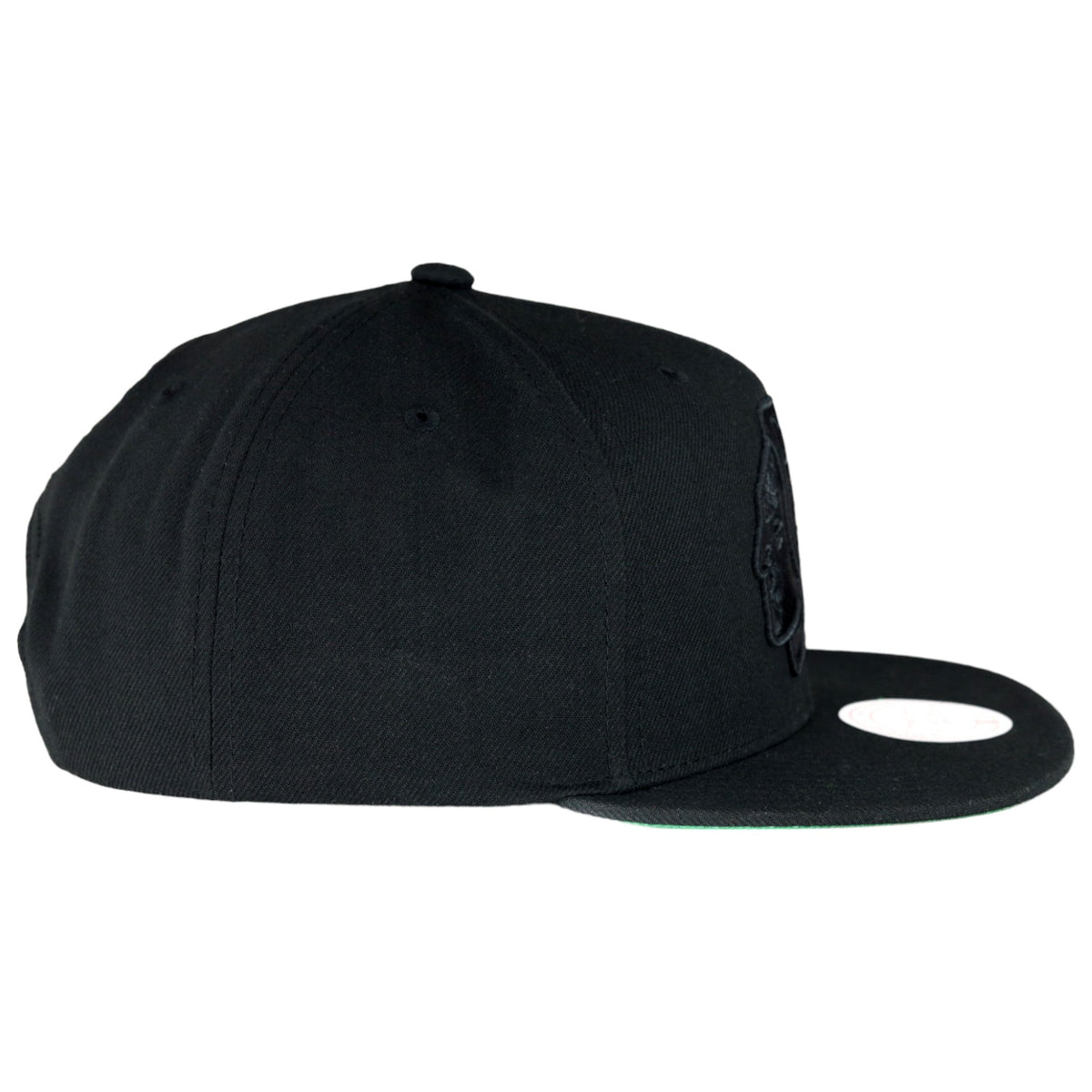 Chicago Blackhawks Blackout Mitchell & Ness Snapback Hat product image 4, provided for visual reference and product detail