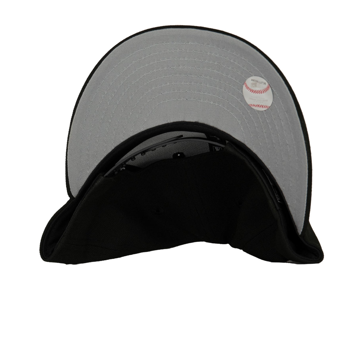 Chicgo Cubs Black Scream New Era 9FIFTY Snapback Hat product image 7, provided for visual reference and product detail review