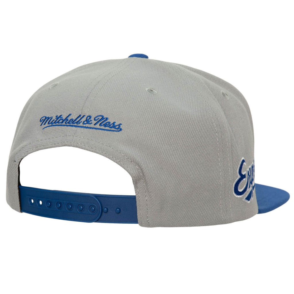 Montreal Expos MLB Mitchell & Ness Men Grey Cooperstown Snapback product image 2, provided for visual reference and product