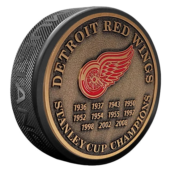 Detroit Red Wings NHL Stanley Cup Years Medallion Hockey Puck product image 1, provided for visual reference and product