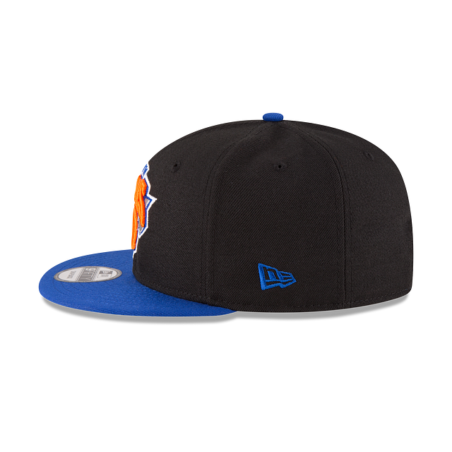 New York Knicks NBA New Era Men Black/Royal Blue 9Fifty Two Tone Snapback product image 5, provided for visual reference and