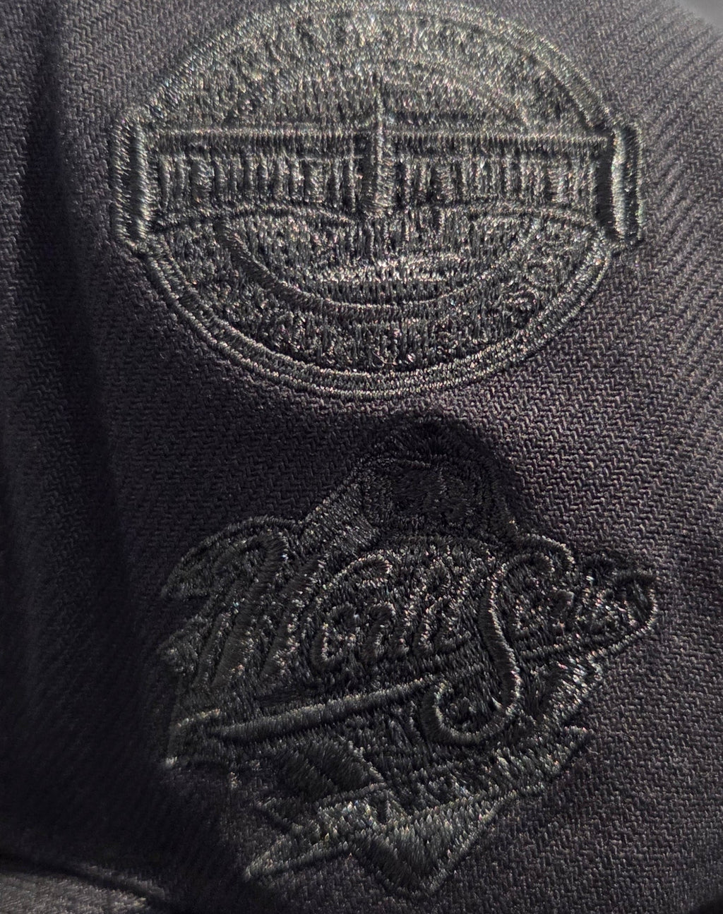 New York Yankees MLB Mitchell & Ness Men Black Blacked Out Snapback Hat product image 5, provided for visual reference and