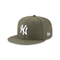 New York Yankees MLB New Era Men Olive 59Fifty Basic Fitted Hat product image 1, provided for visual reference and product
