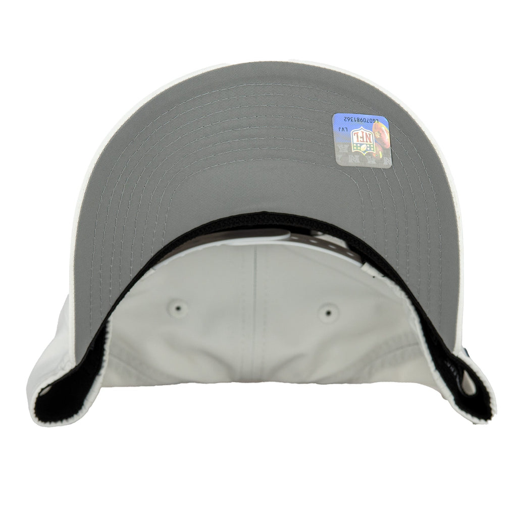 Chicago Bears White New Era 9SEVENTY Stretch-Snap Adjustable Hat product image 7, provided for visual reference and product