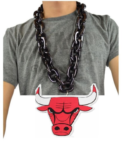 Chicago Bulls Fan Chain - Black product image 1, provided for visual reference and product detail review