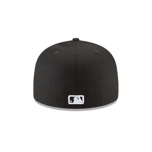 Atlanta Braves MLB New Era Men Black White 59Fifty Basic Fitted Hat product image 2, provided for visual reference and