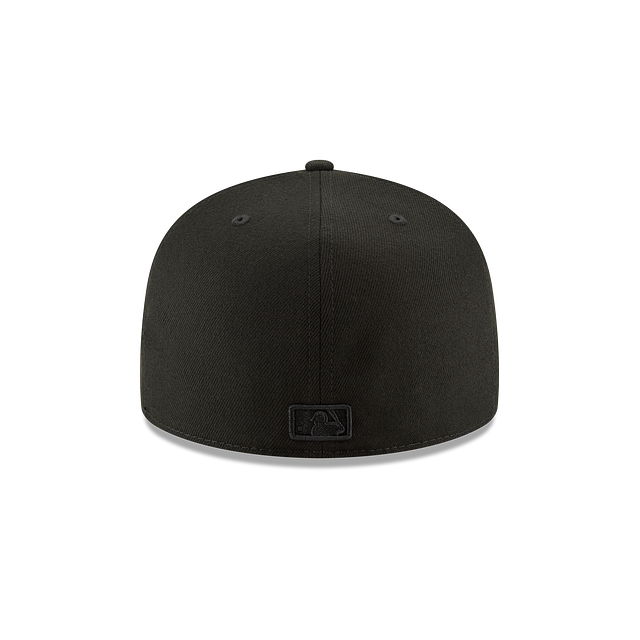 Toronto Blue Jays MLB New Era Men Black on Black 59Fifty Basic Fitted Hat product image 2, provided for visual reference and