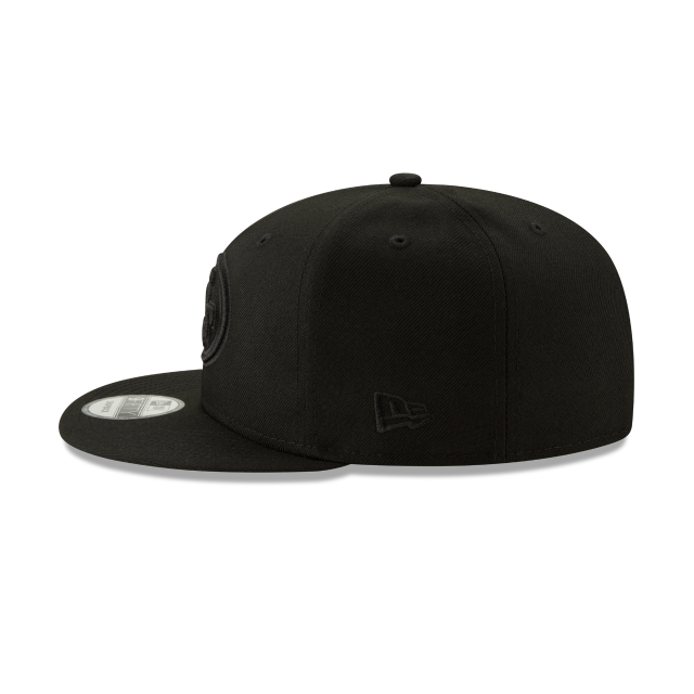 San Francisco 49ers NFL New Era Men Black On Black 9Fifty Basic Snapback product image 4, provided for visual reference and