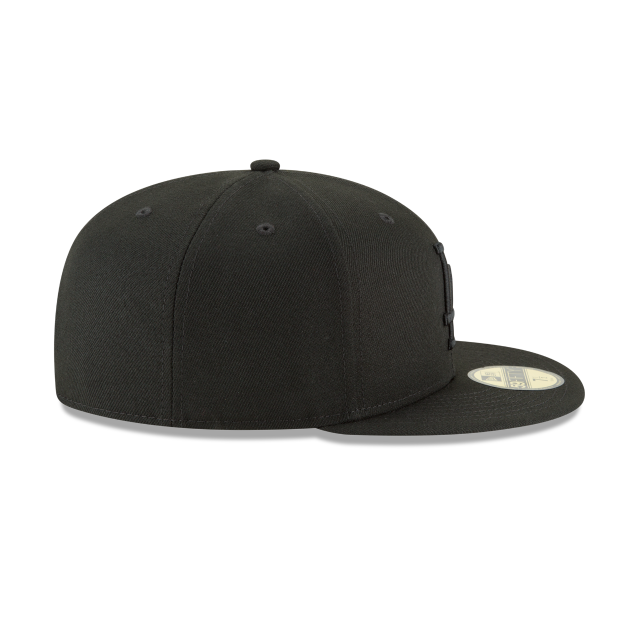 Los Angeles Dodgers MLB New Era Men Black On Black 59Fifty Basic Fitted Hat product image 3, provided for visual reference