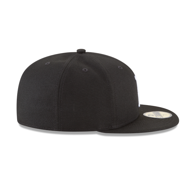 Boston Red Sox MLB New Era Men Black/White 59Fifty Basic Fitted Hat product image 3, provided for visual reference and