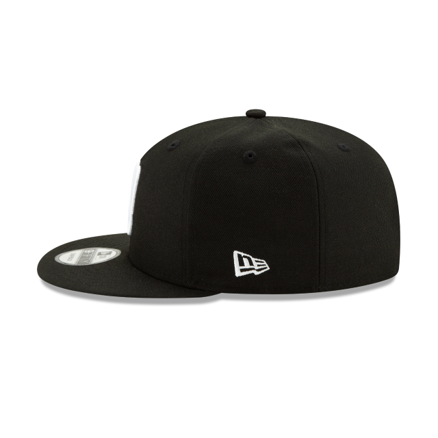 Milwaukee Brewers MLB New Era Men Black White 9Fifty Basic Snapback product image 4, provided for visual reference and