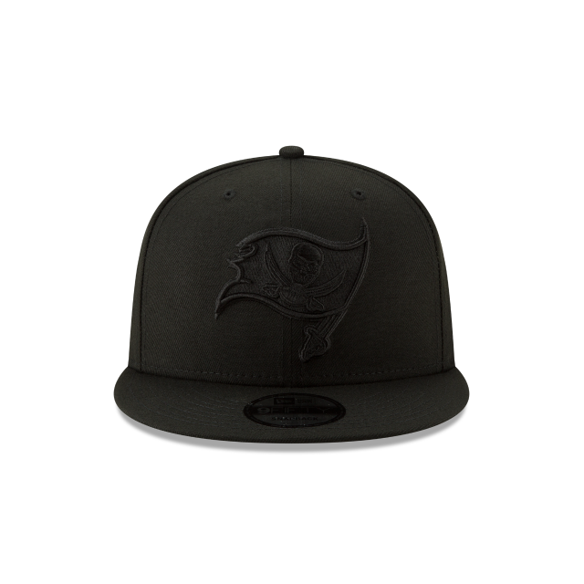 Tampa Bay Buccaneers NFL New Era Men Black On Black 9Fifty Basic Snapback product image 3, provided for visual reference and
