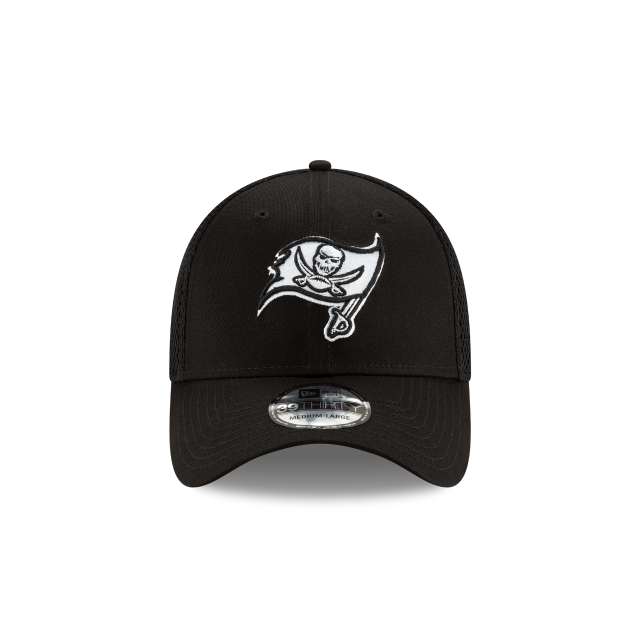 Tampa Bay Buccaneers NFL New Era Men Black/White 39Thirty Neo Stretch Fit Hat product image 3, provided for visual reference